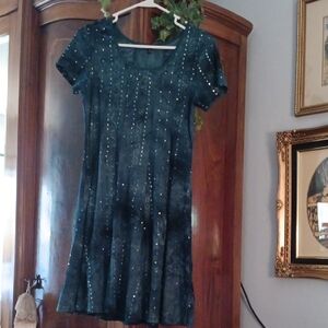 Sami & Jo Green  Sparkly Dress Short Sleeve Scoop Neck Size M Cap Sleeved